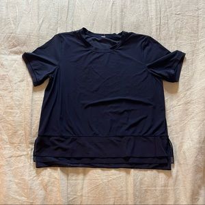 Lululemon T-shirt